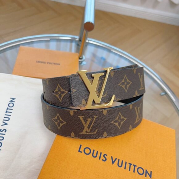 LOUIS VUITTON BELT - Picture 1 of 7